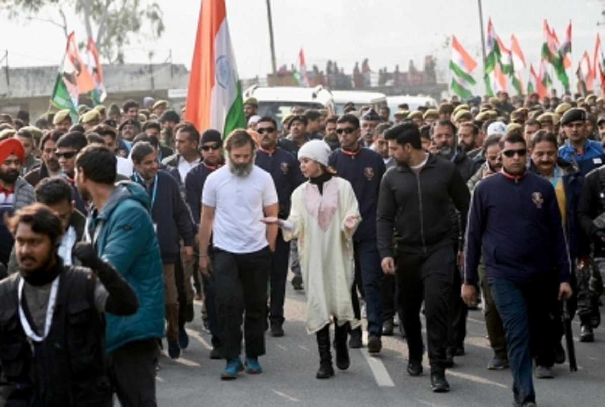 कश्मीरी पंडितों का इस्तेमाल राजनीतिक लाभ के लिए किया जा रहा है : राहुल गांधी